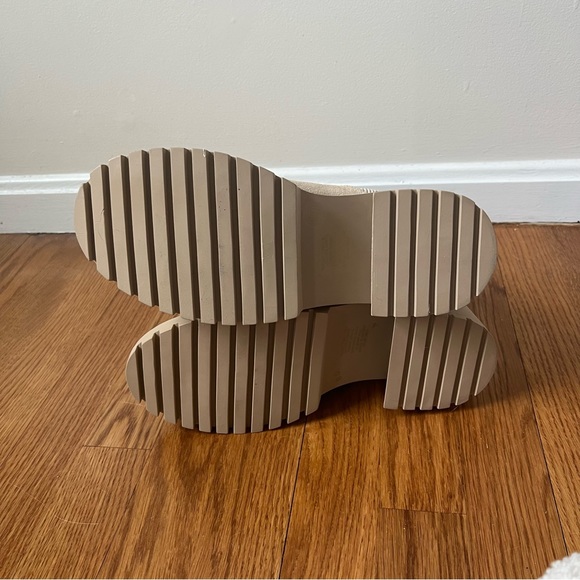 🌸NEW Steve Madden Hayle Platform Chelsea Boot - Picture 5 of 8